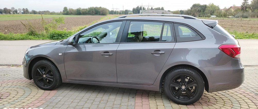 Chevrolet Cruze cena 25800 przebieg: 157000, rok produkcji 2013 z Barlinek małe 742